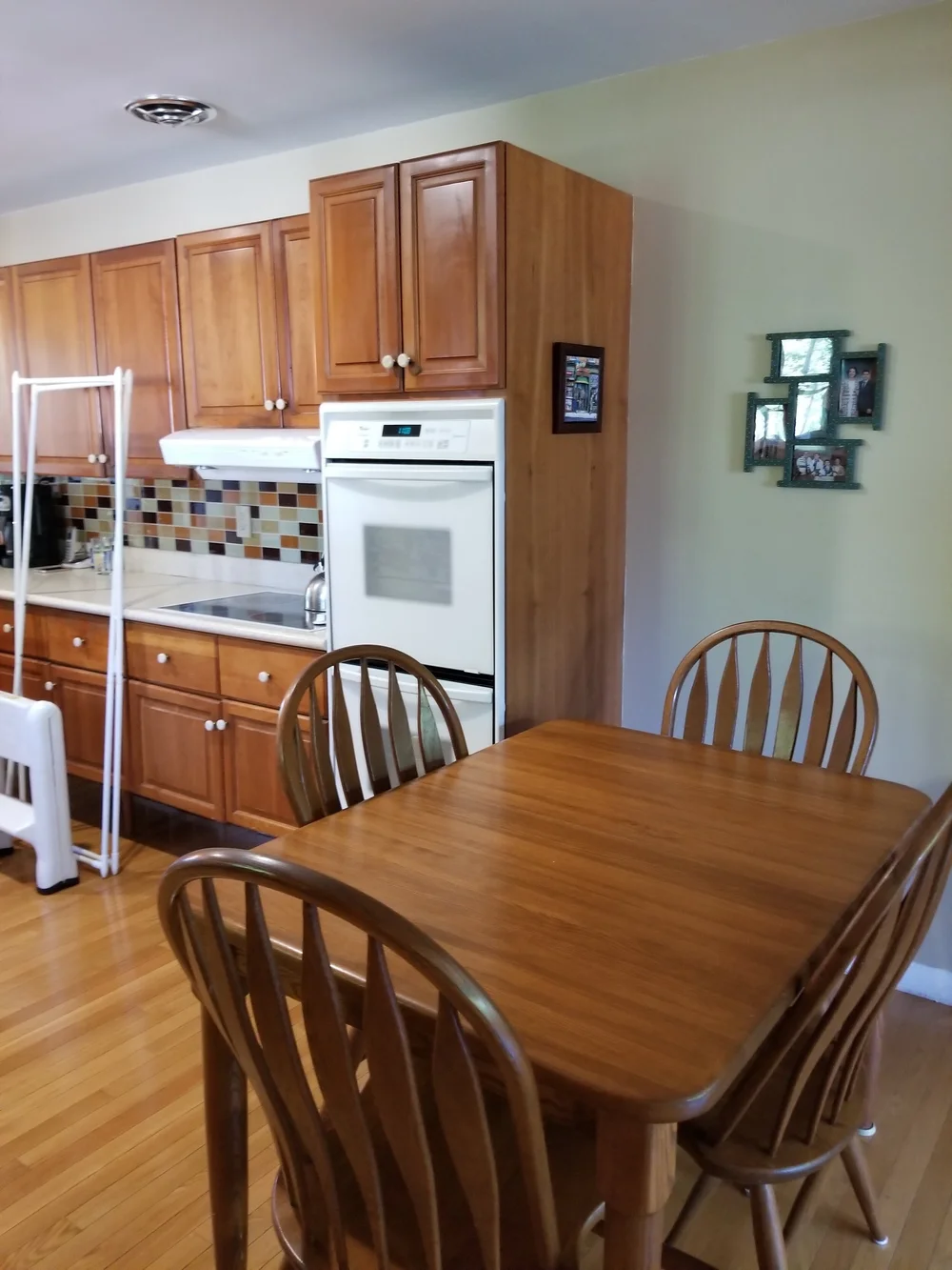 Mid-Century House Meets 21st Century in Newton — KitchenVisions, image size:1000x1333