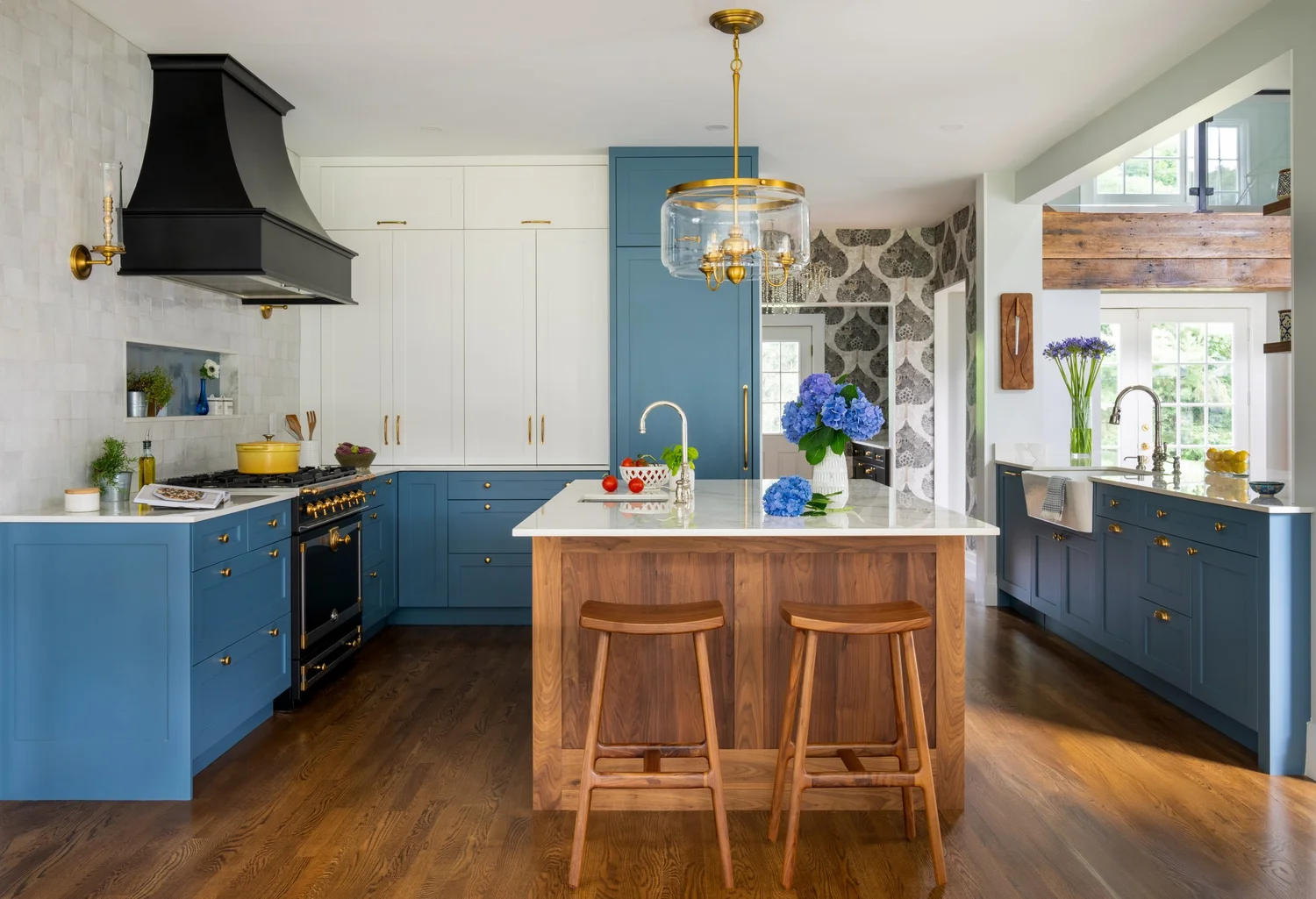Trtransitional Kitchen A Look at Transitional Kitchen Design — KitchenVisions