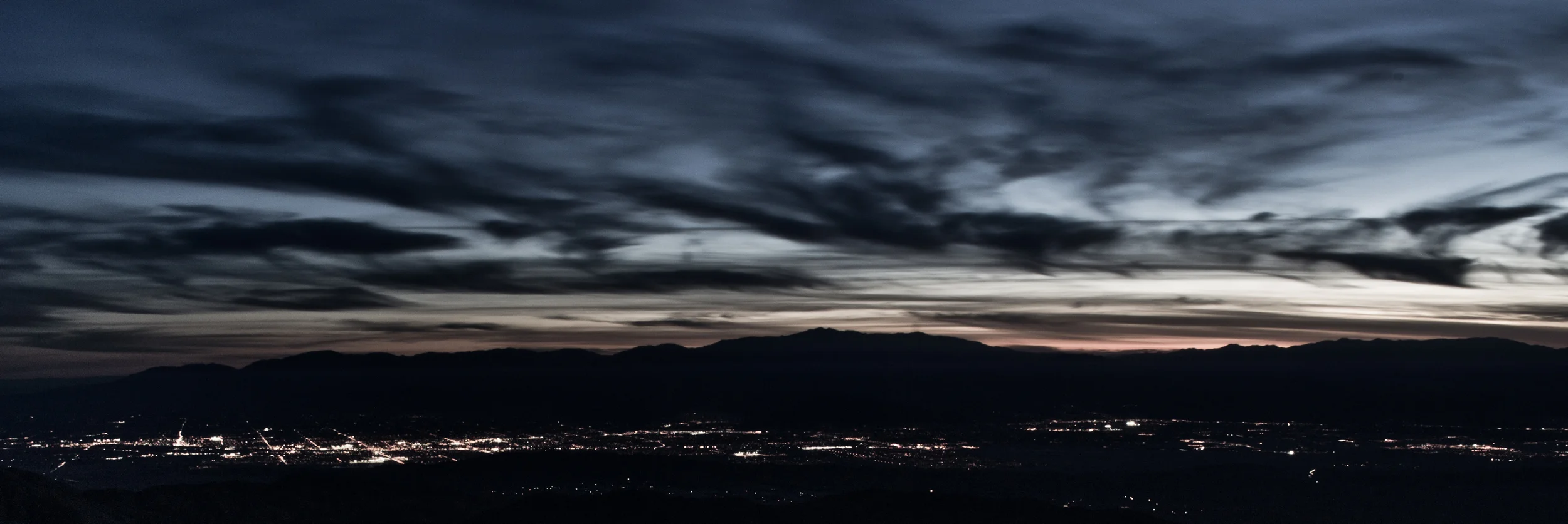  Skyroglyphics 