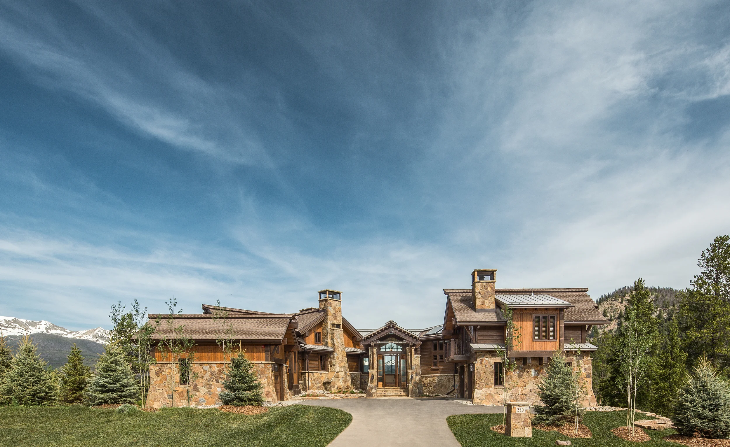 Located in the Highlands neighborhood at 220 Cottonwood Circle, this home takes advantage of sweeping views of the Ten Mile Range, unobstructed from the entire western side of the home.