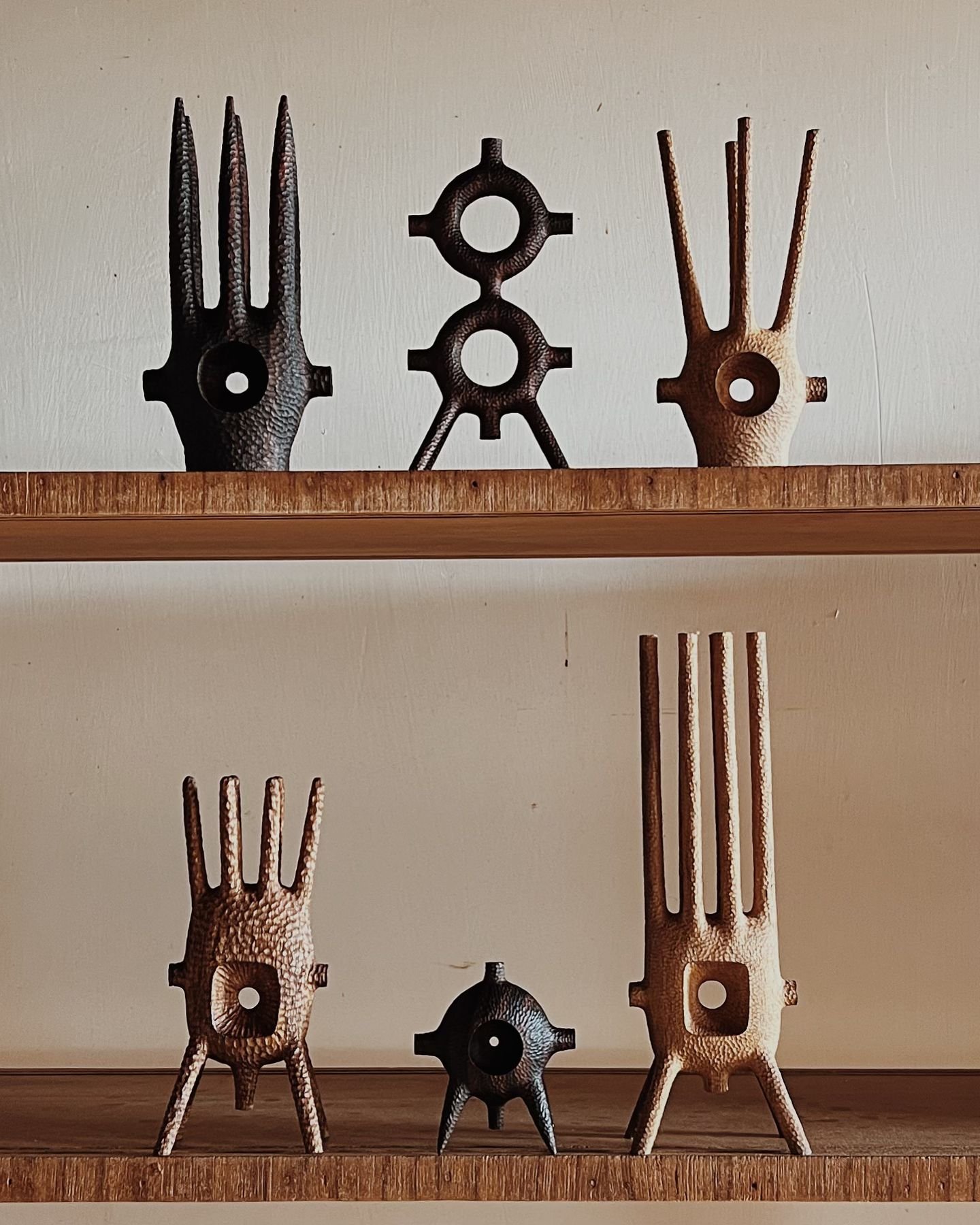 another peek.  the upper left is a new style with the pointy hair.  i will have a few new styles in the secret store.