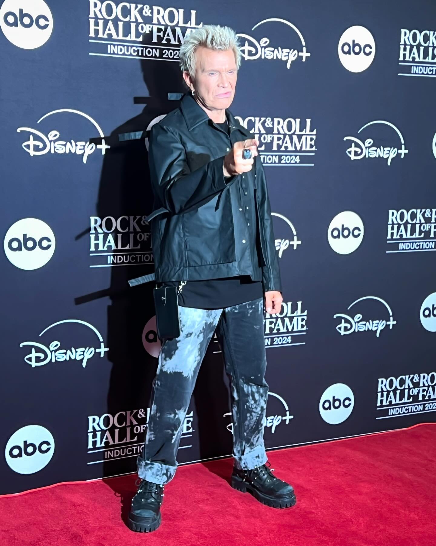 @billyidol tonight at @rockhall ⚡️ Hair n makeup by me, styled by @chandradyani ✨