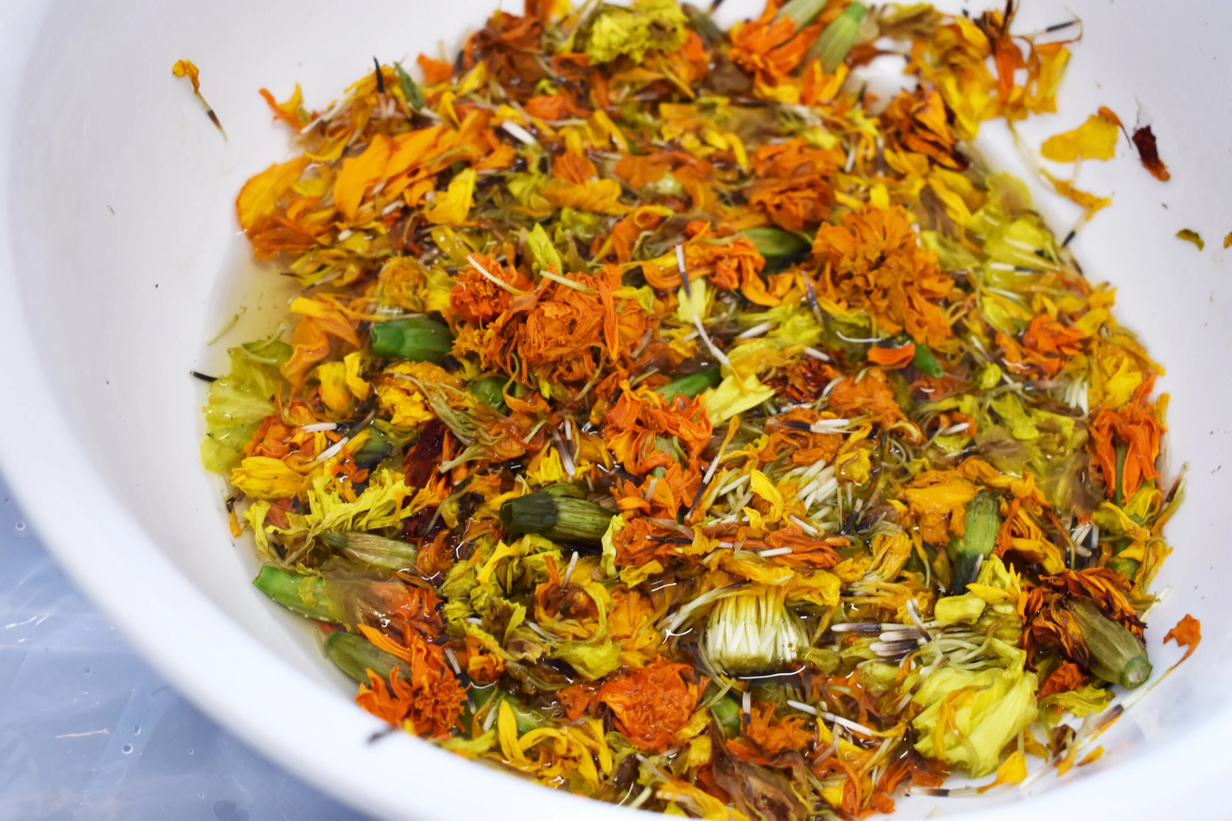 Marigold pigment.jpeg