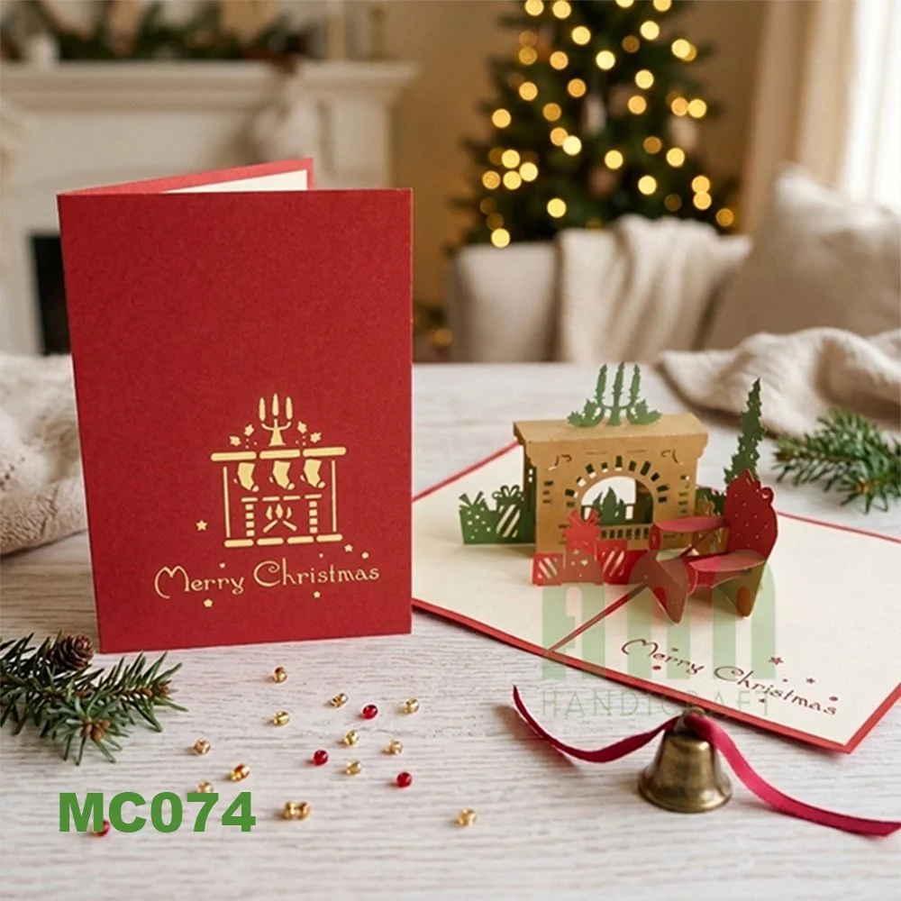 MC074-Christmas-fireplace-07.jpg