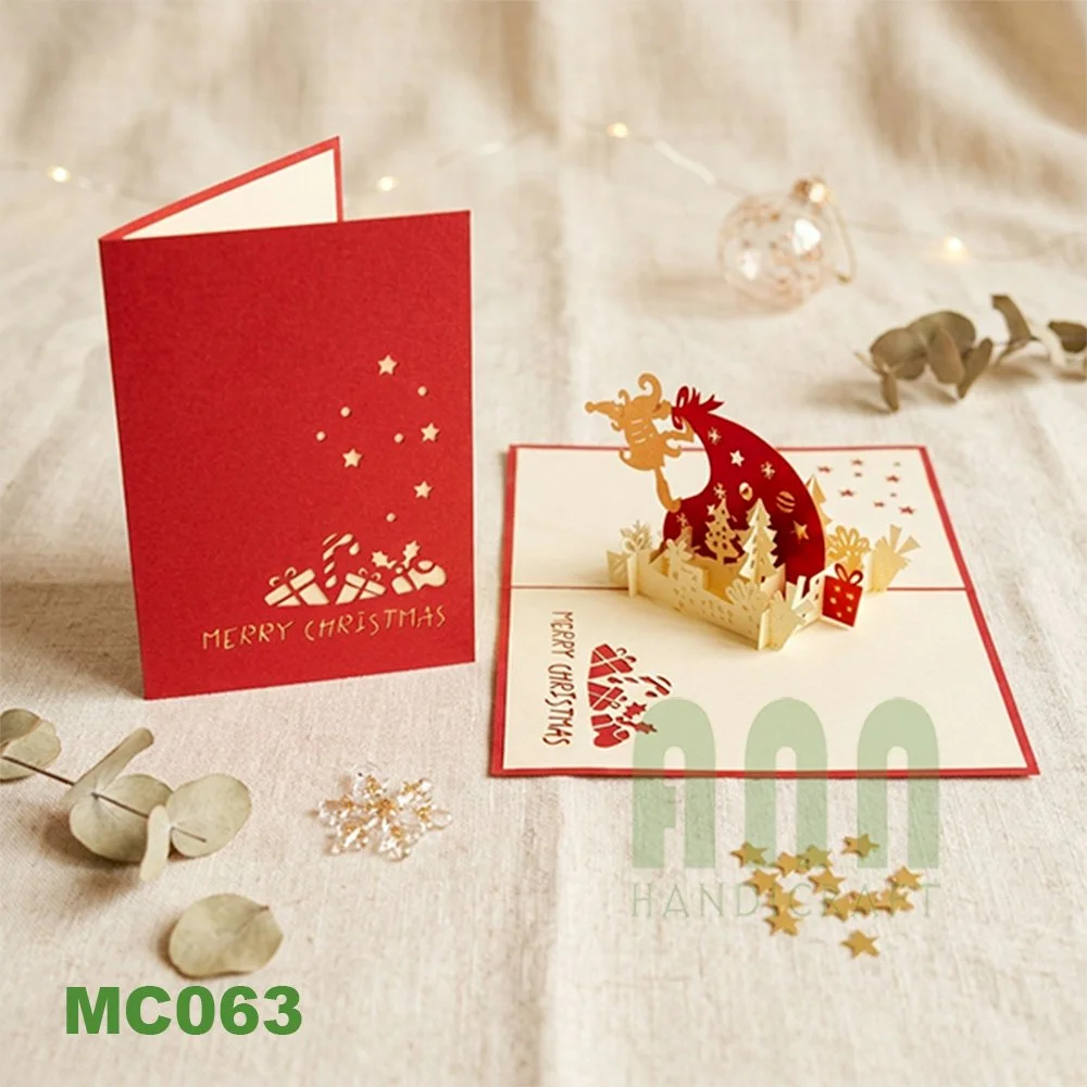 MC063-santa-with-gift-08.jpg