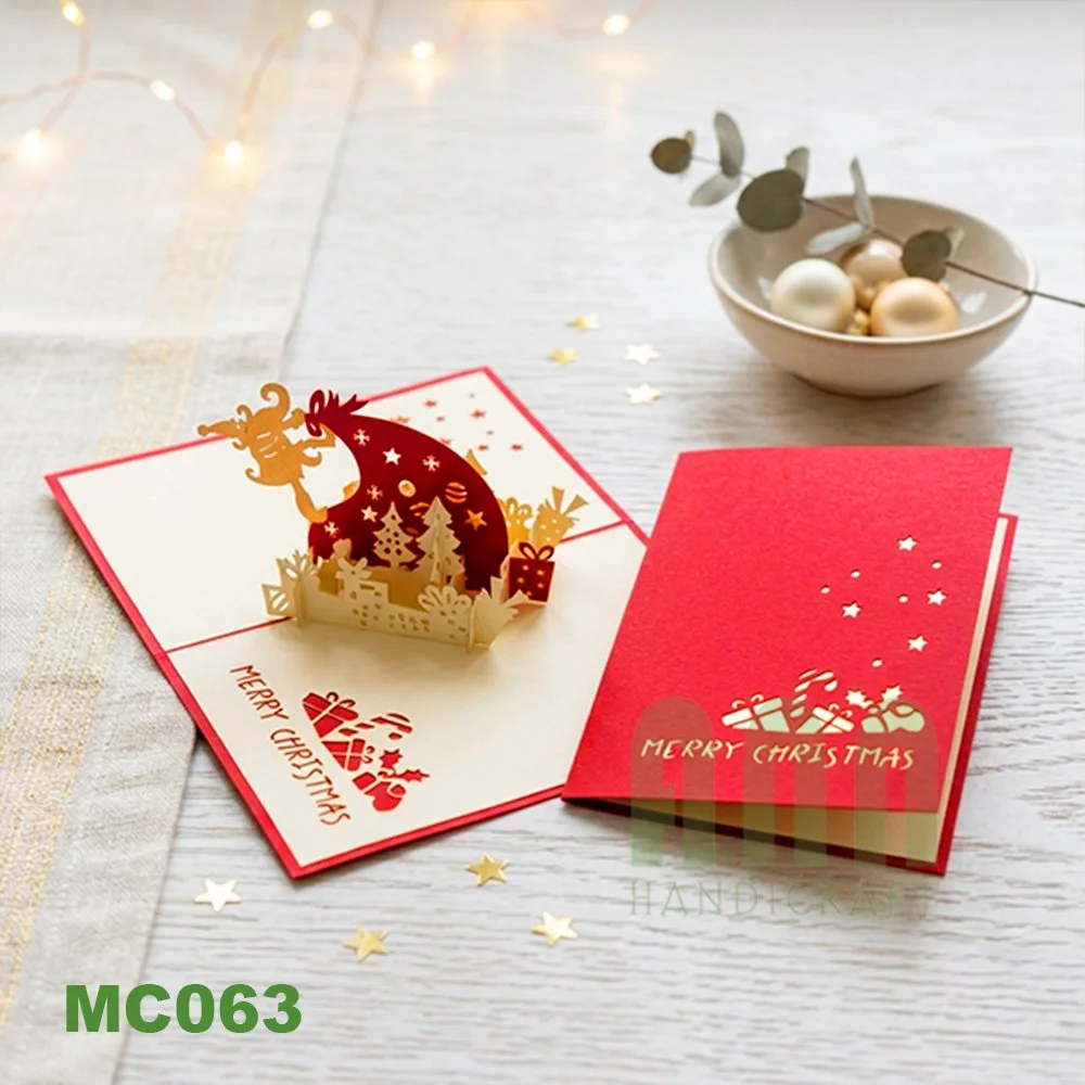 MC063-santa-with-gift-09.jpg