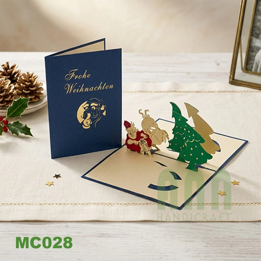 MC028-santa-sidecar-06.jpg