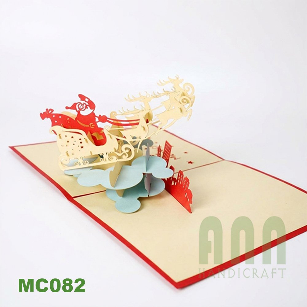 MC082_Santa-in-the-sky-04.jpg