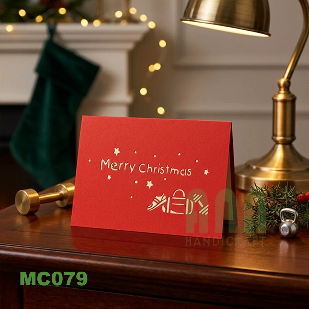 MC079-Santa-weightlifting-08.jpg