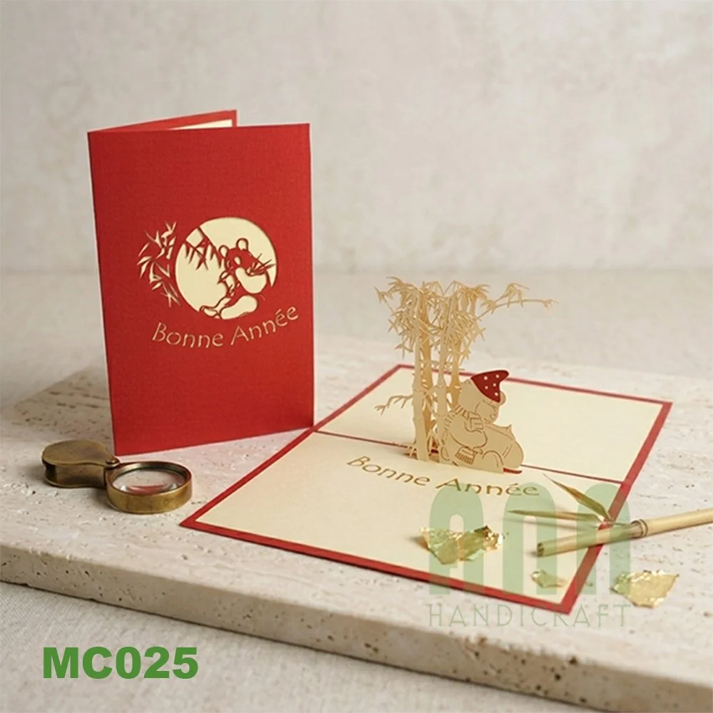 MC025-xmas-panda-06.jpg