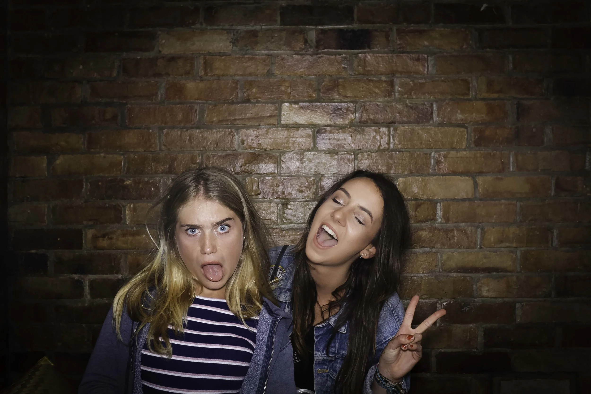 coast_photo_booth_sm-48.jpg
