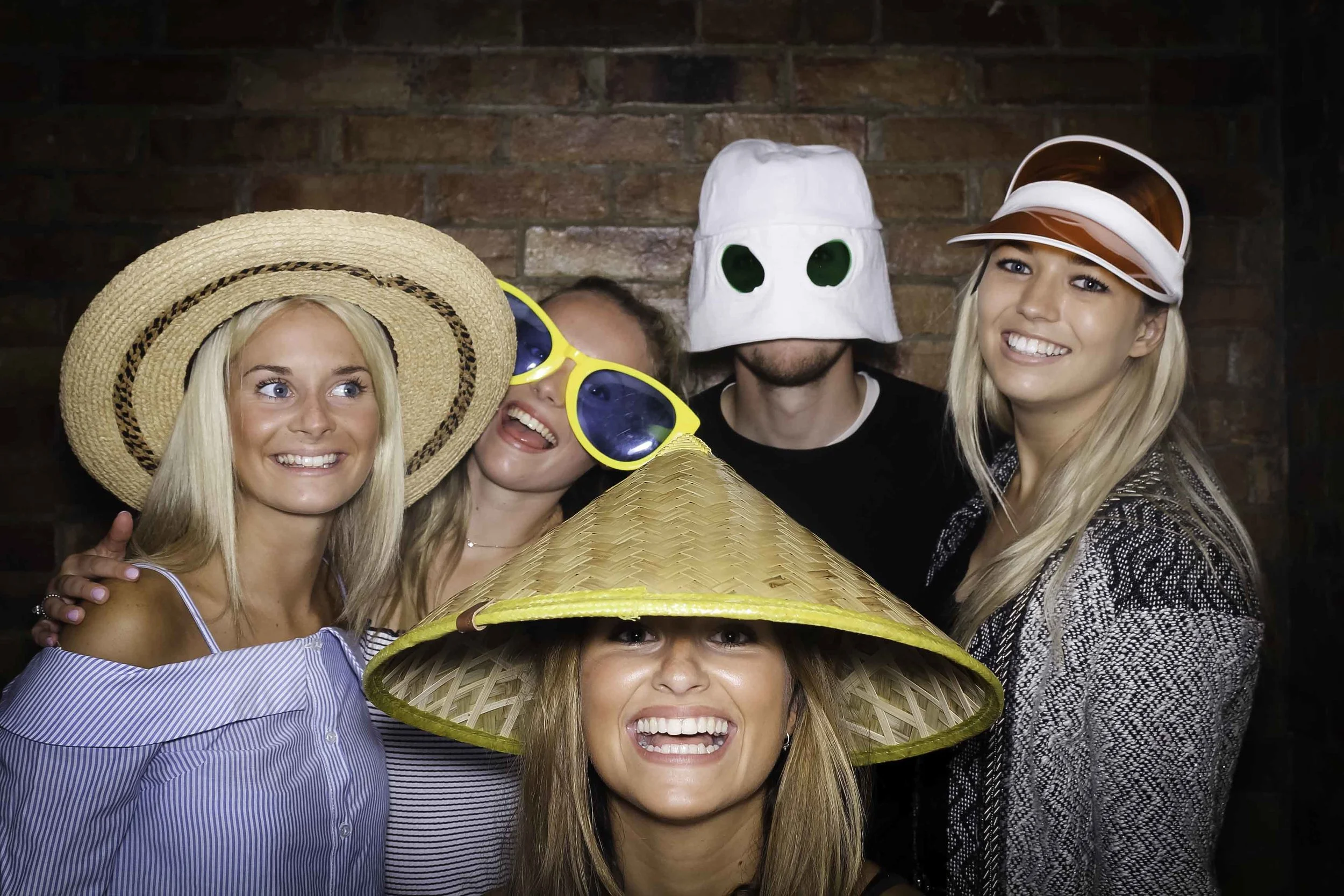 coast_photo_booth_sm-78.jpg