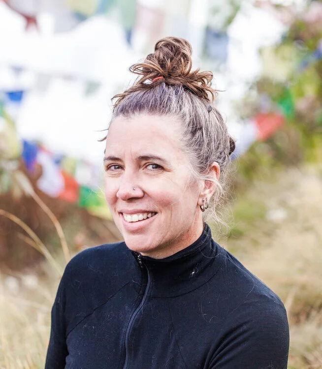Kat Racelis moving mindfully - mindfulness meditation and refined movement for a ...