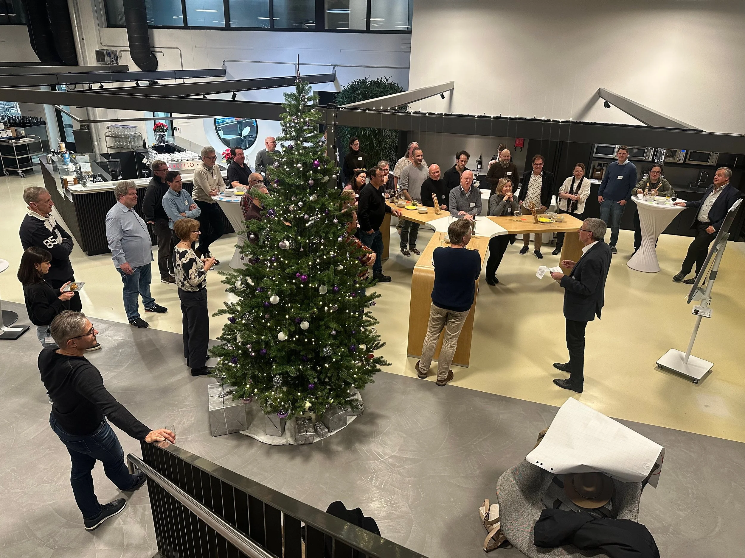 2025-11-27-uxMgmt-Vernissage - 8.jpeg