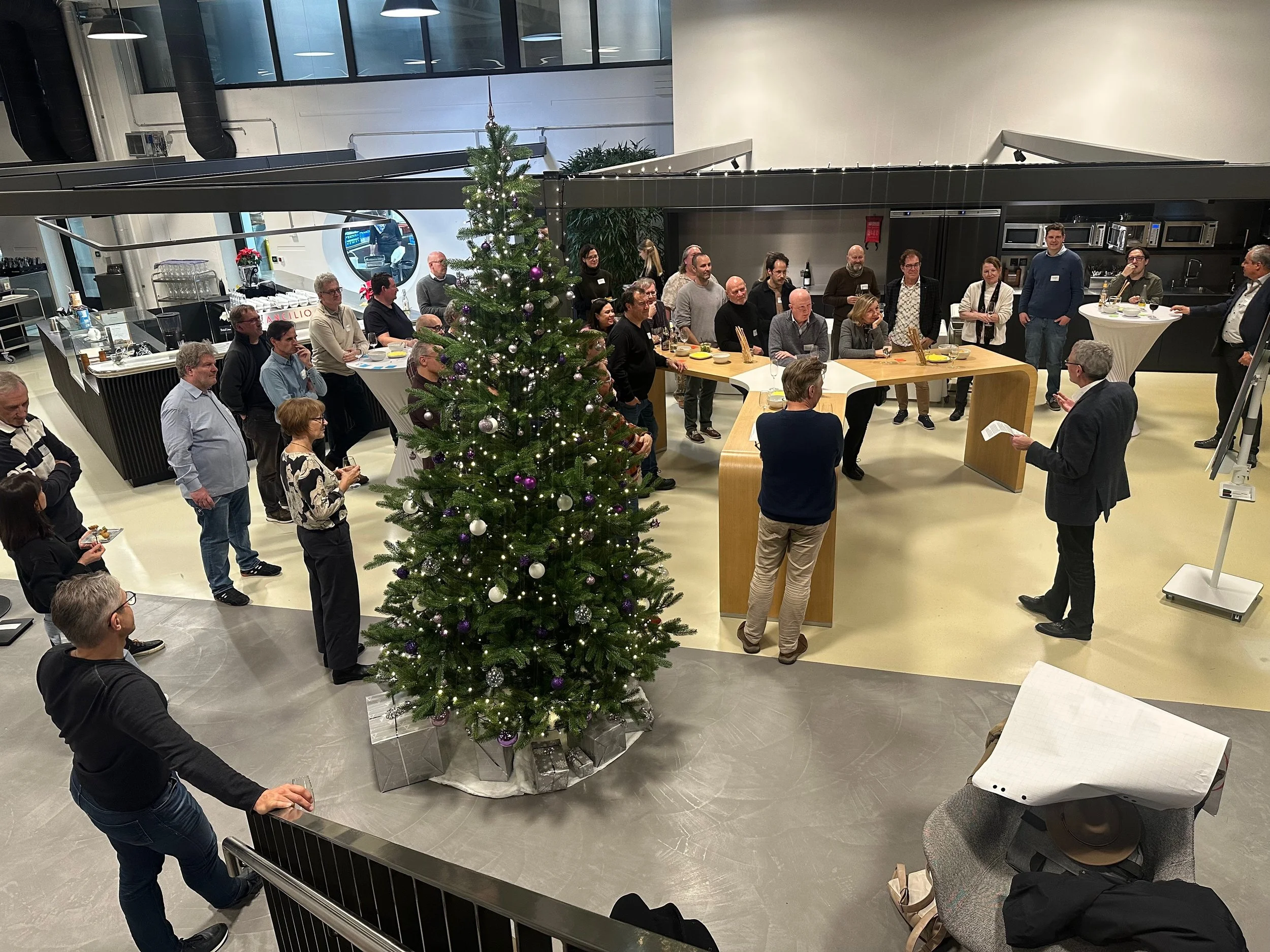 2025-11-27-uxMgmt-Vernissage - 9.jpeg