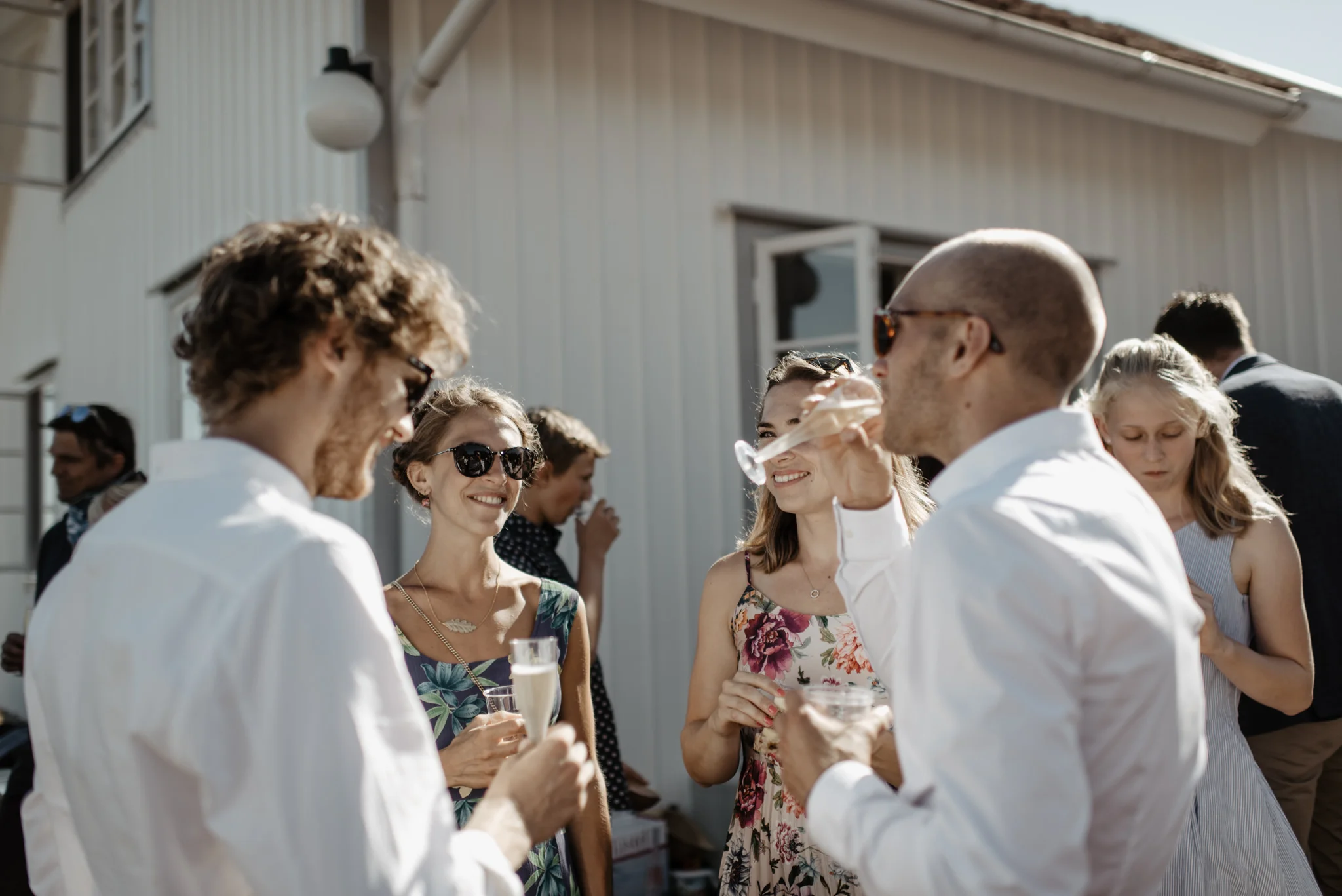Chic wedding guests