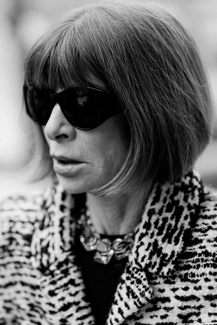 Anna_Wintour_outside_Fendi_LU.jpg