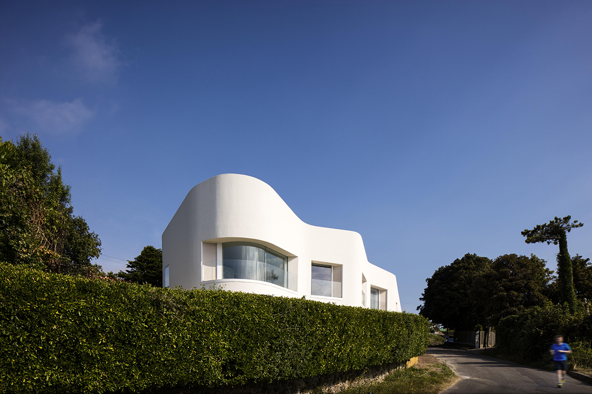 Ness Point House / Tonkin Liu