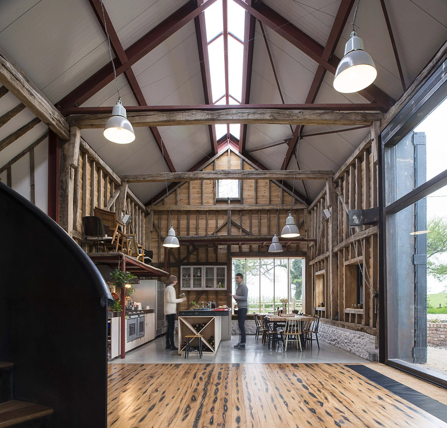 The Ancient Party Barn / Liddicoat & Goldhill