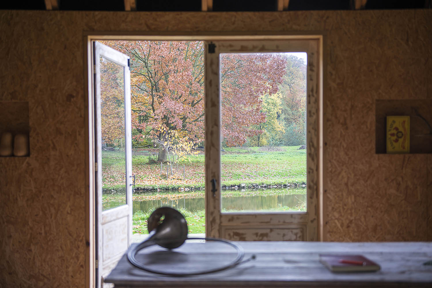 The Woodland Cabin / De Rosee Sa.
