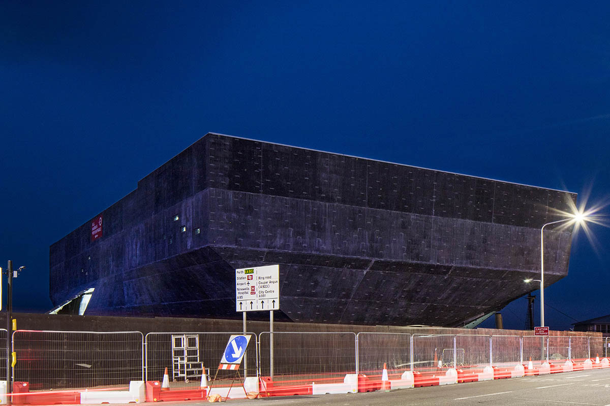 V&A Museum Dundee / Kengo Kuma.