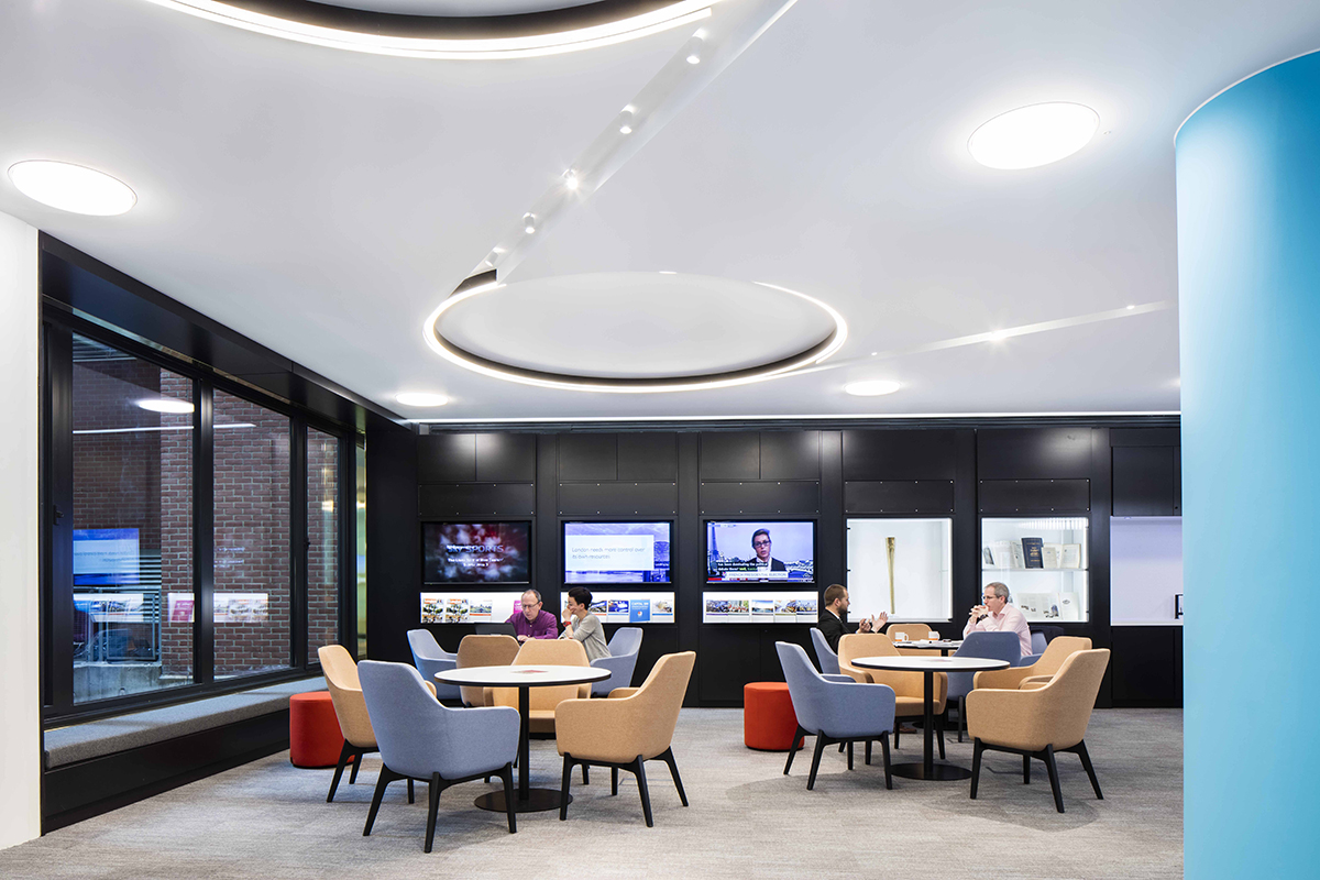 CBRE Offices / Ben Adams Architects.