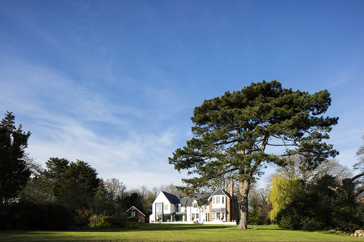 The Old Rectory / Minifie Architects.