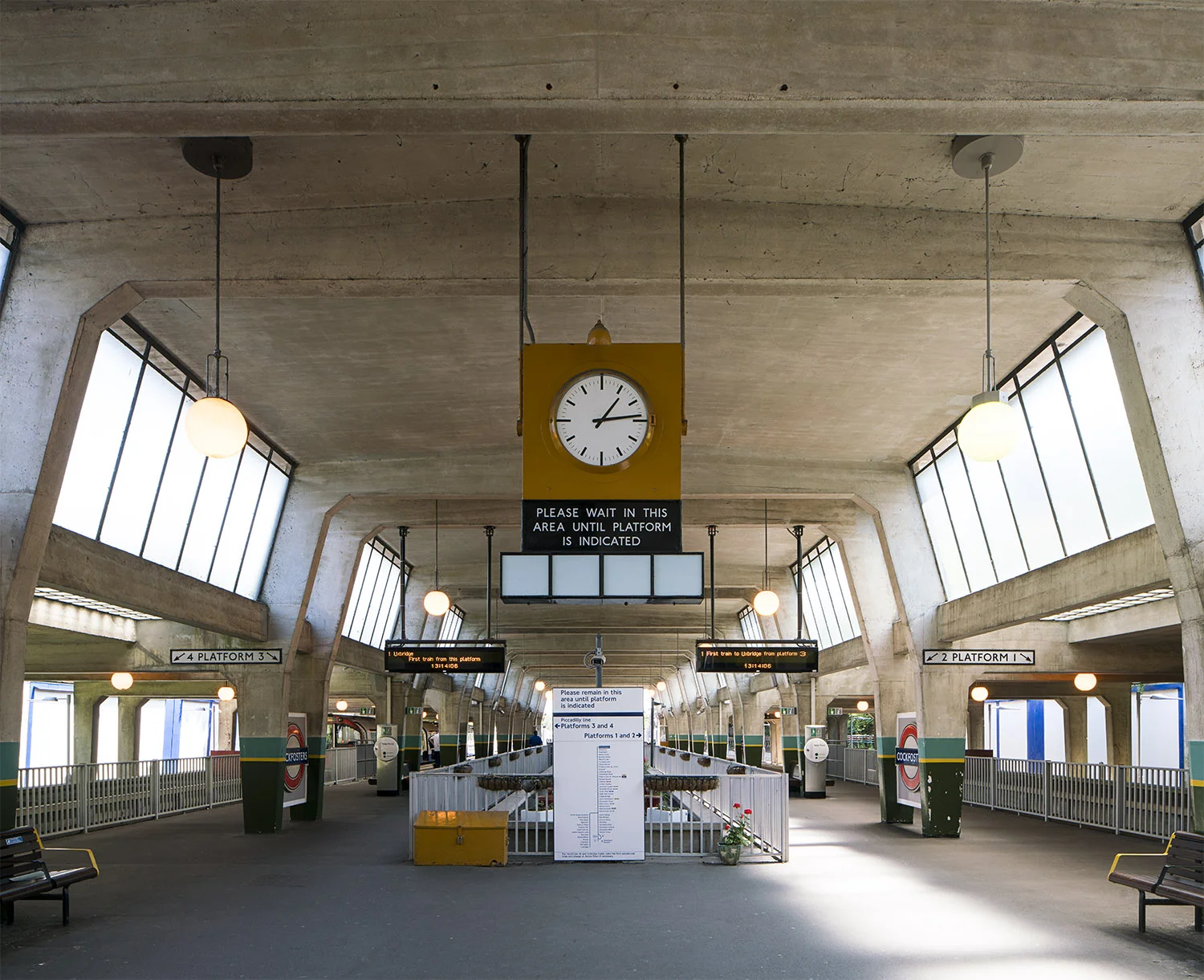 The Architecture of the Underground / Cockfosters Station.