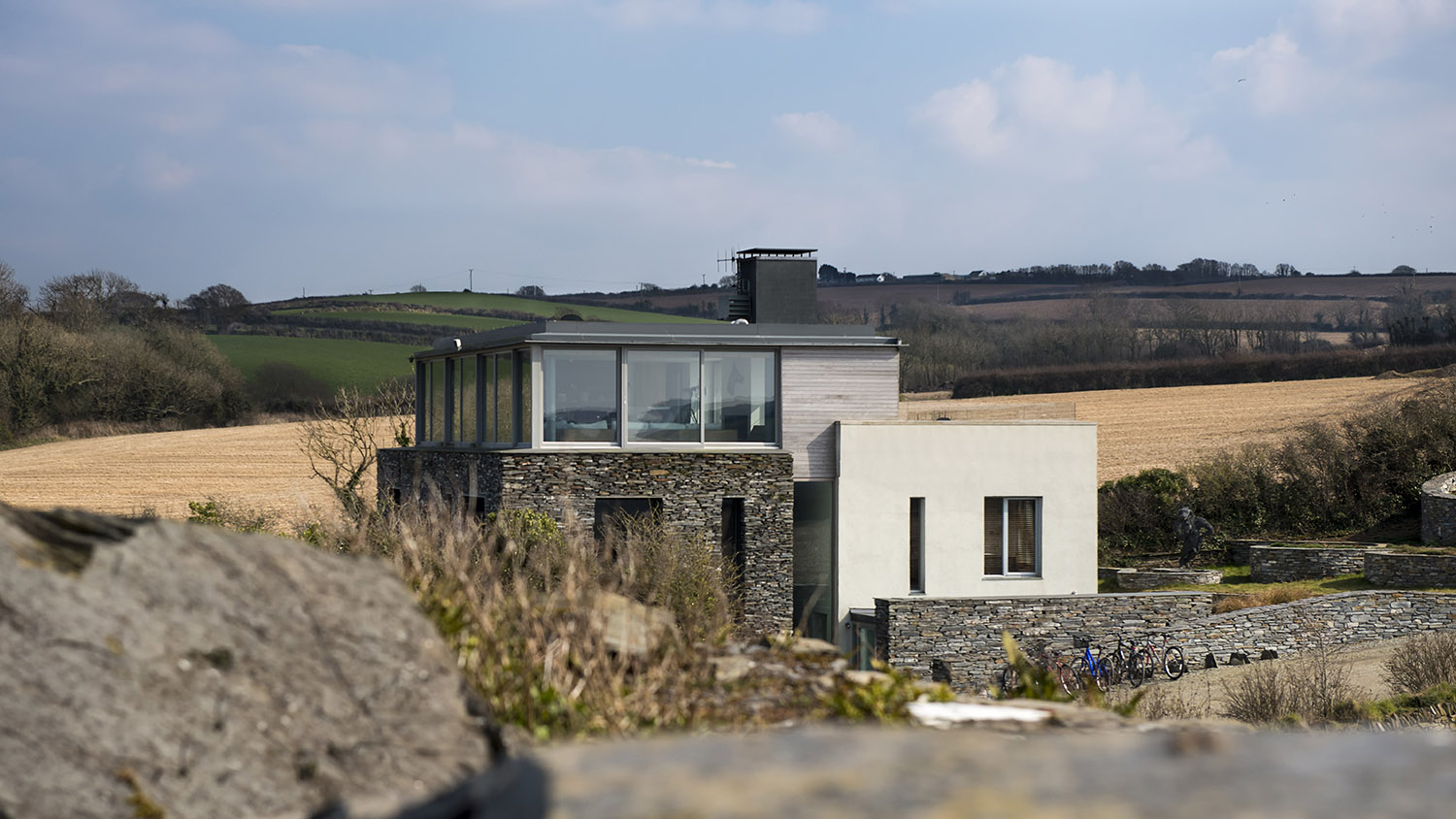 Camel Quarry House / Mclean Quinlan.