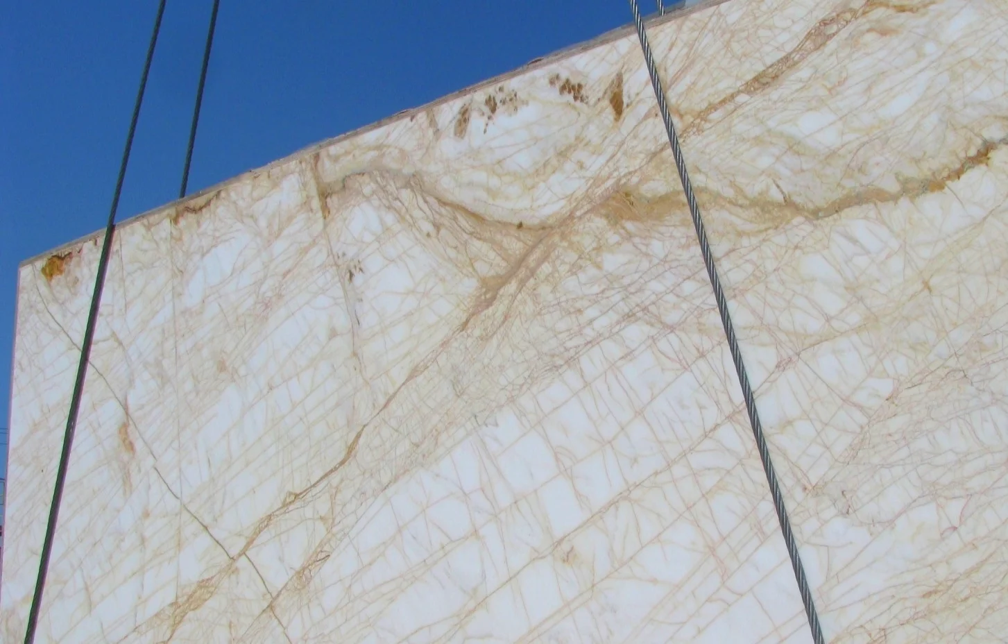 Golden Spider Marmer een luxe materiaal voor vele interieurtoepassingen