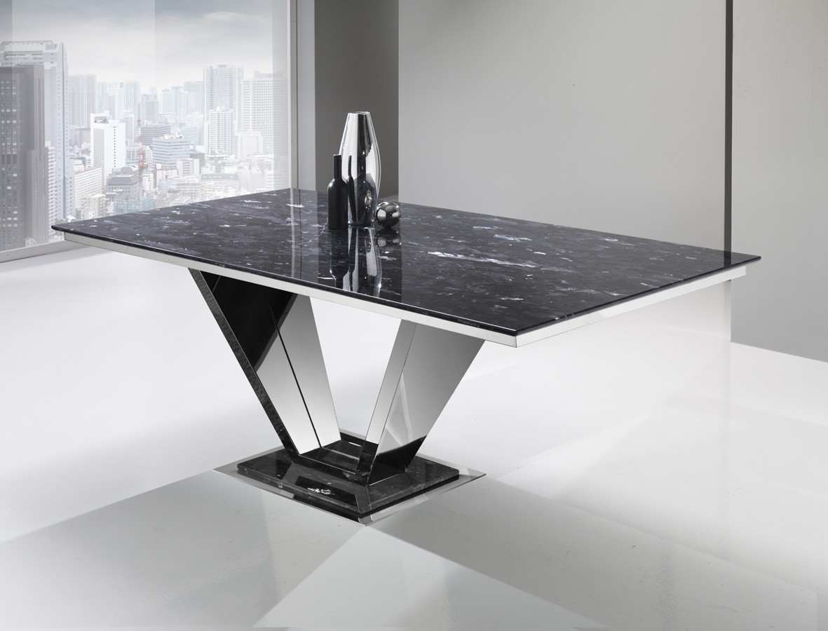 CRYSTAL TAFELS