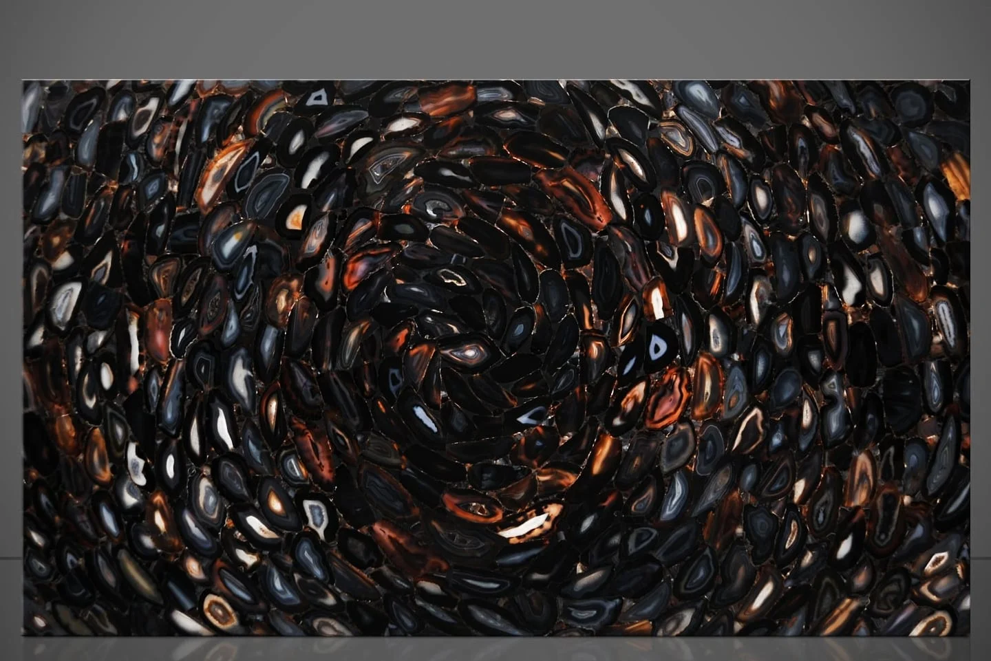 AGATE BLACK BACKLIT