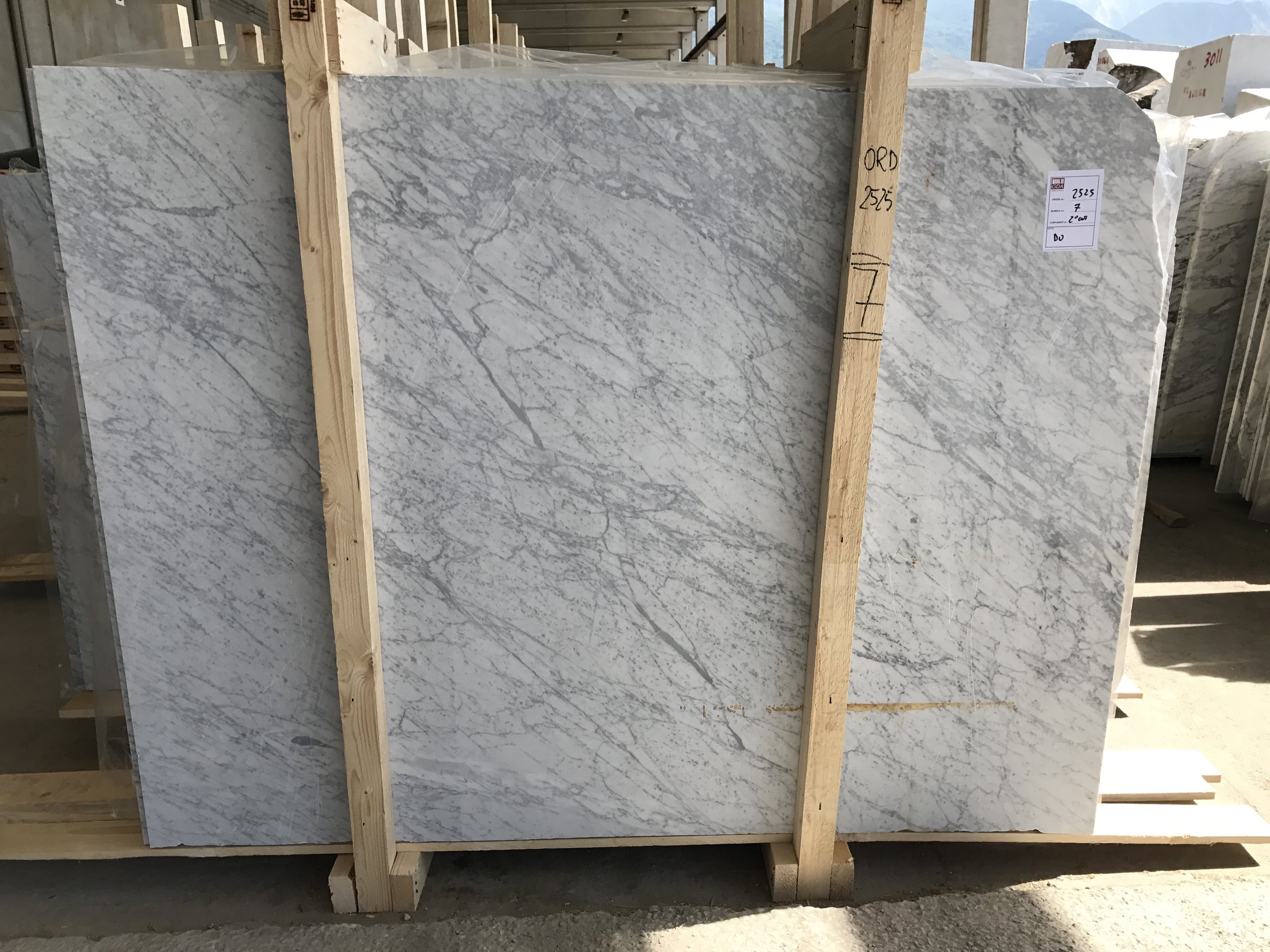 Bianco Carrara