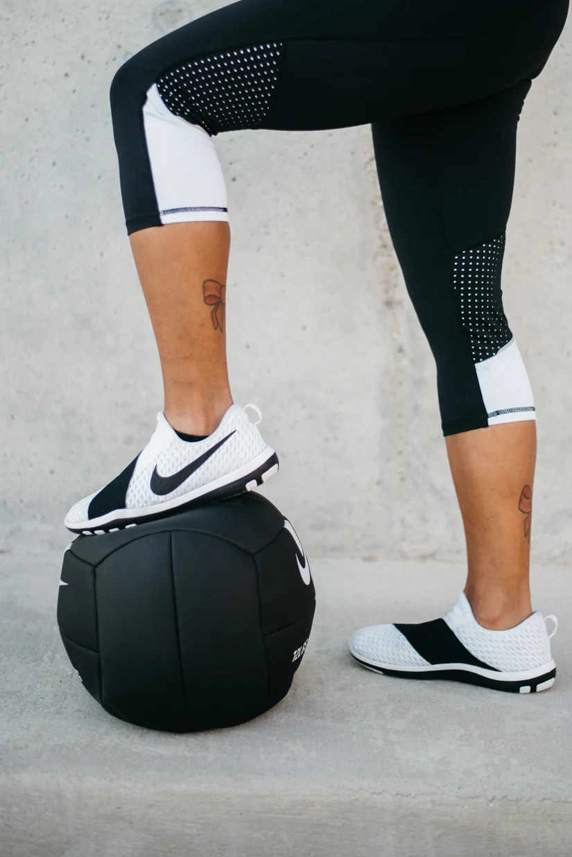 capris: Miss Mesh Capri shoes: Nike Free Connect 