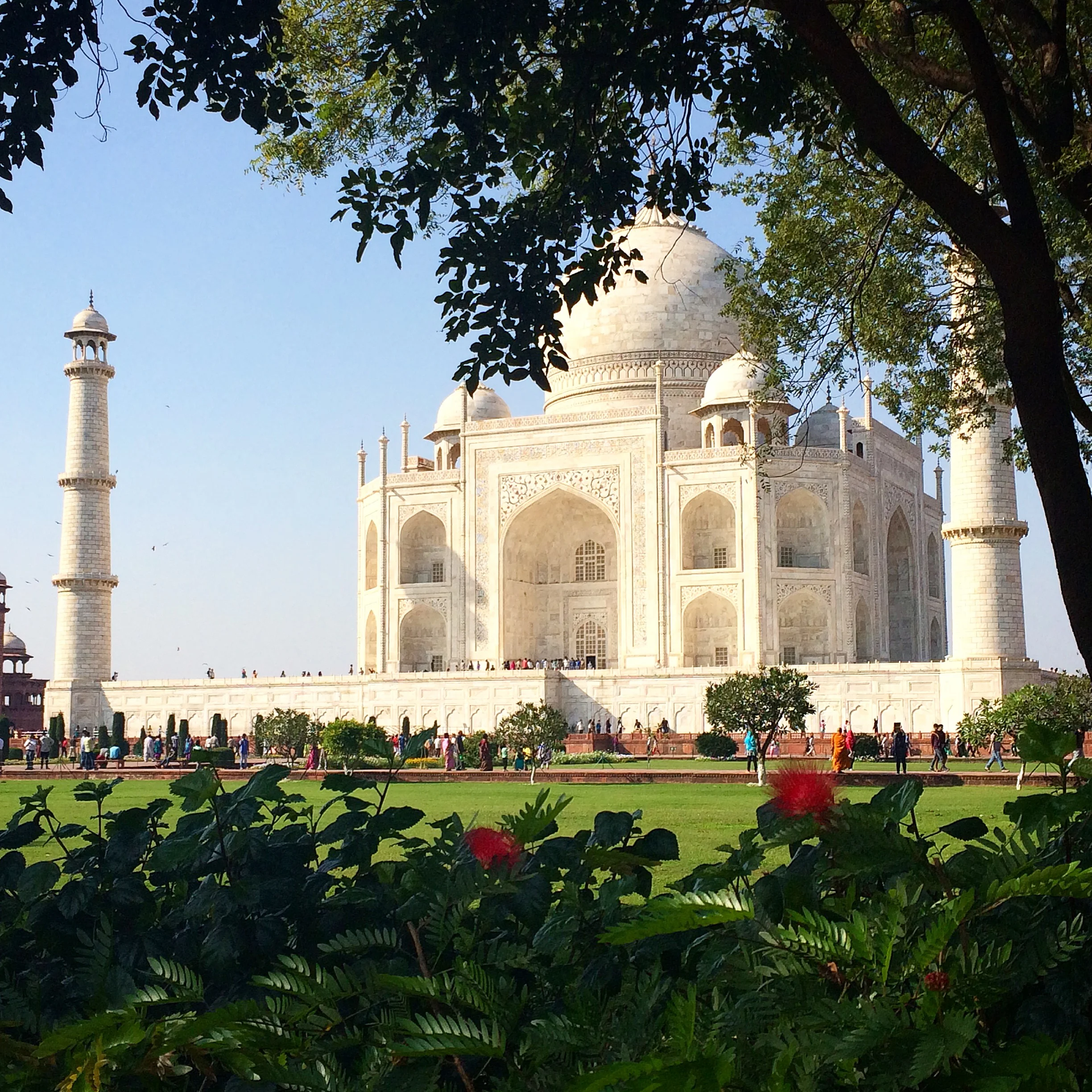 Another view of the Taj Mahal.