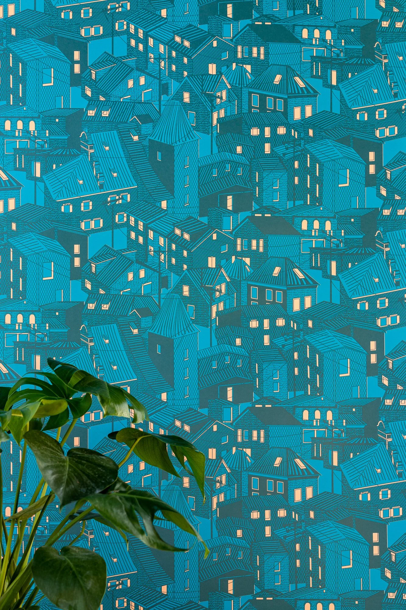 Language of the Birds: Dopamine Dressing & Modern Mu'umu'u