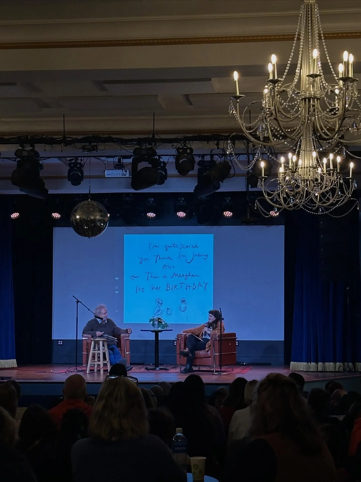 Last night with @charliemackesy and @brooklinebooksmith at @crystalballroomsomerville for @bbpshows! 🖼️ ✍️