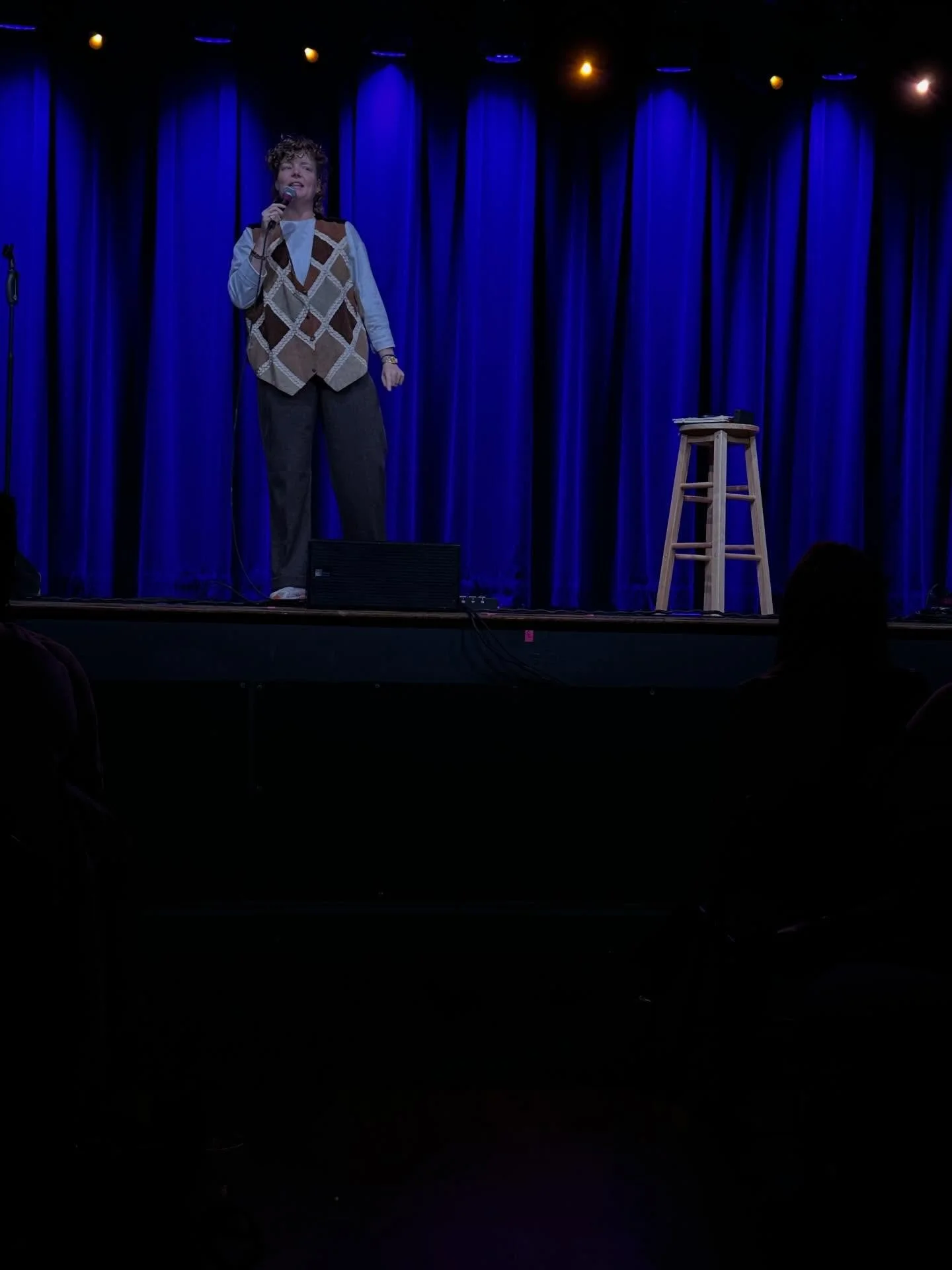 Crowd was wild for the sold out @rachelscanloncomedy show at @crystalballroomsomerville for @bbpshows! 🧭 #soldout