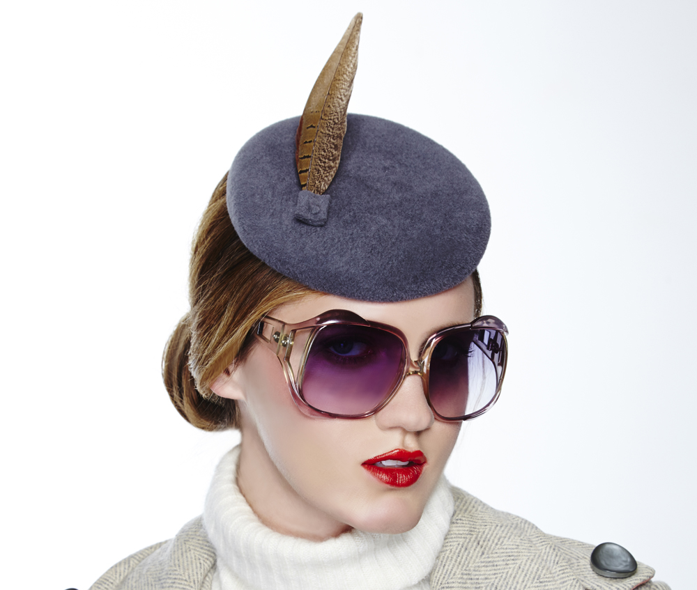 "The Classics" Mini Beret Grey with feather