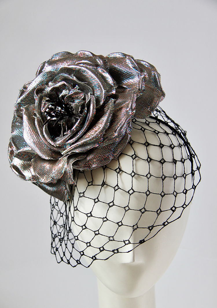 Metallic fleur