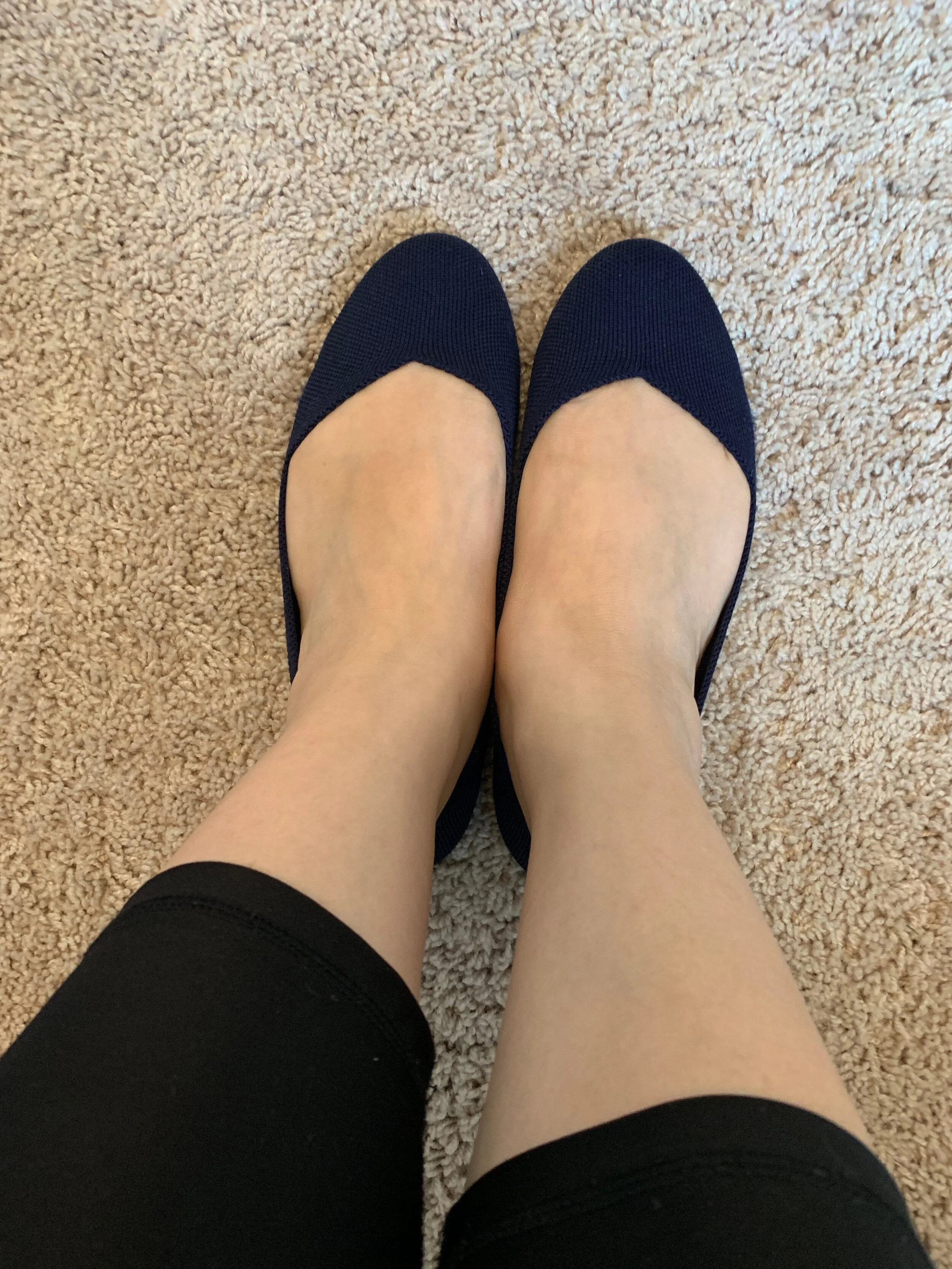 How I put my Allbirds insoles into my Rothy's flats and created the ultimate flats! You must try this Rothy’s Allbirds hack!