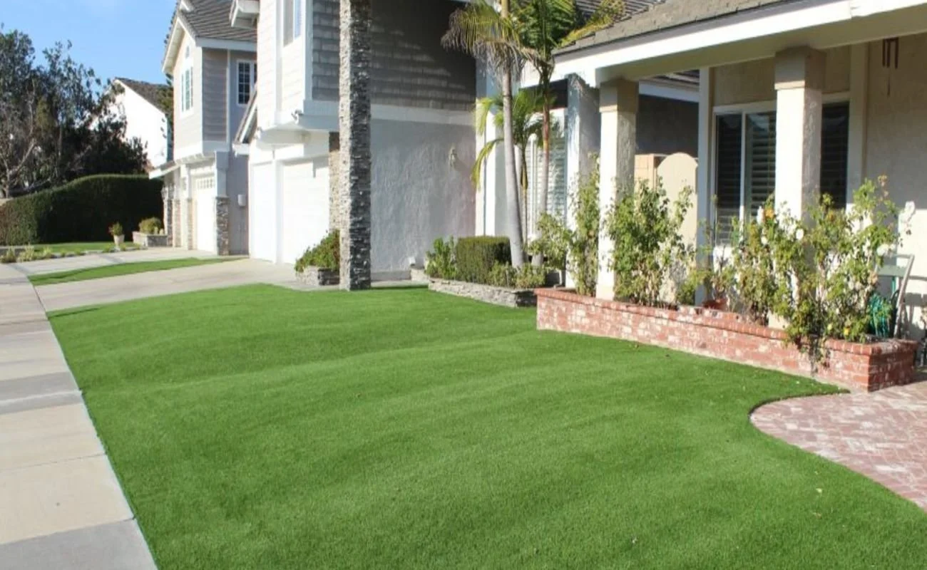 Does Artificial Turf Increase Home Value? A Homeowner’s Guide to Greener ROI