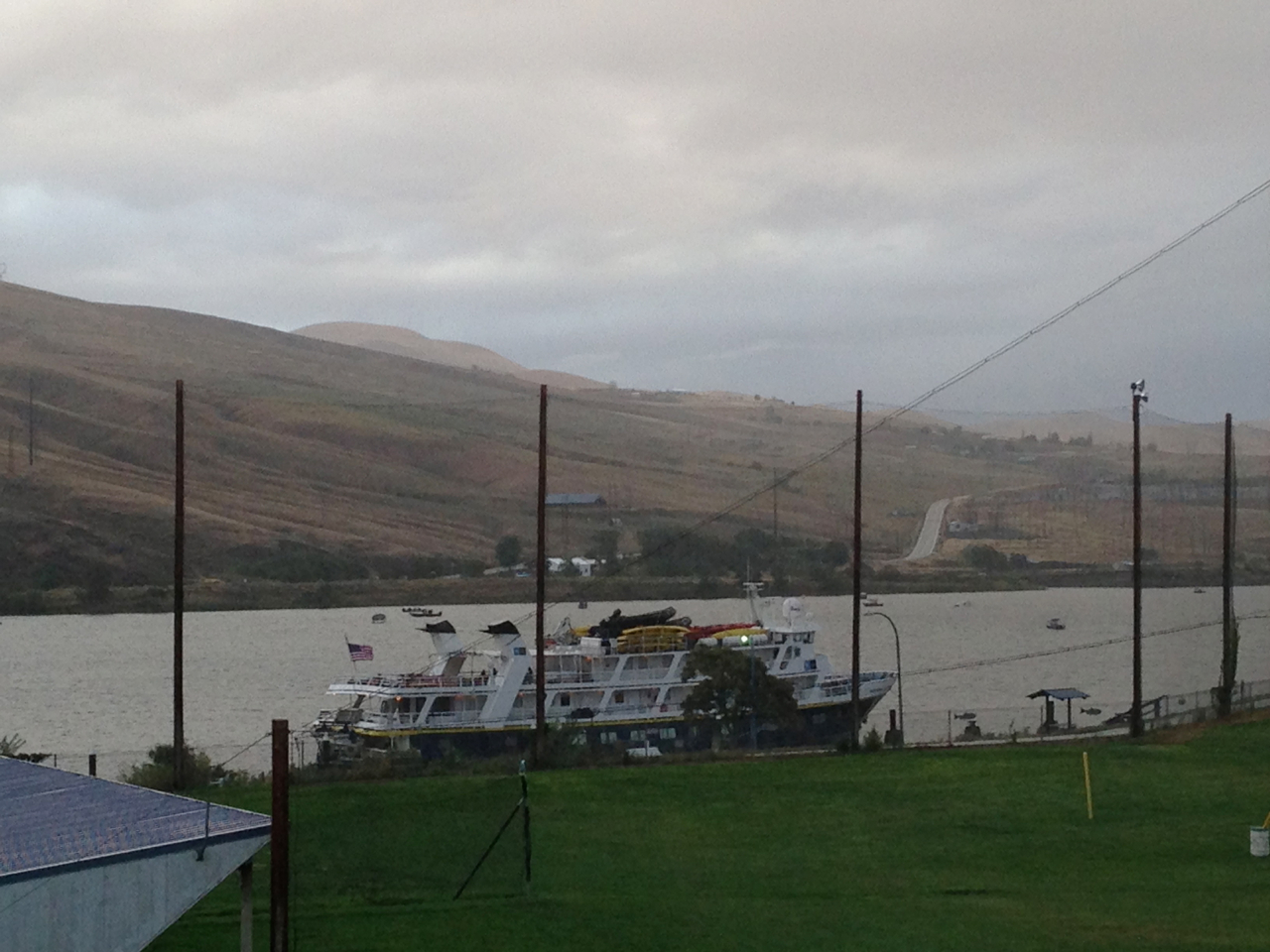My first view of the National Geographic Sea Lion, seen from my hotel room in Clarkston, Washington. 