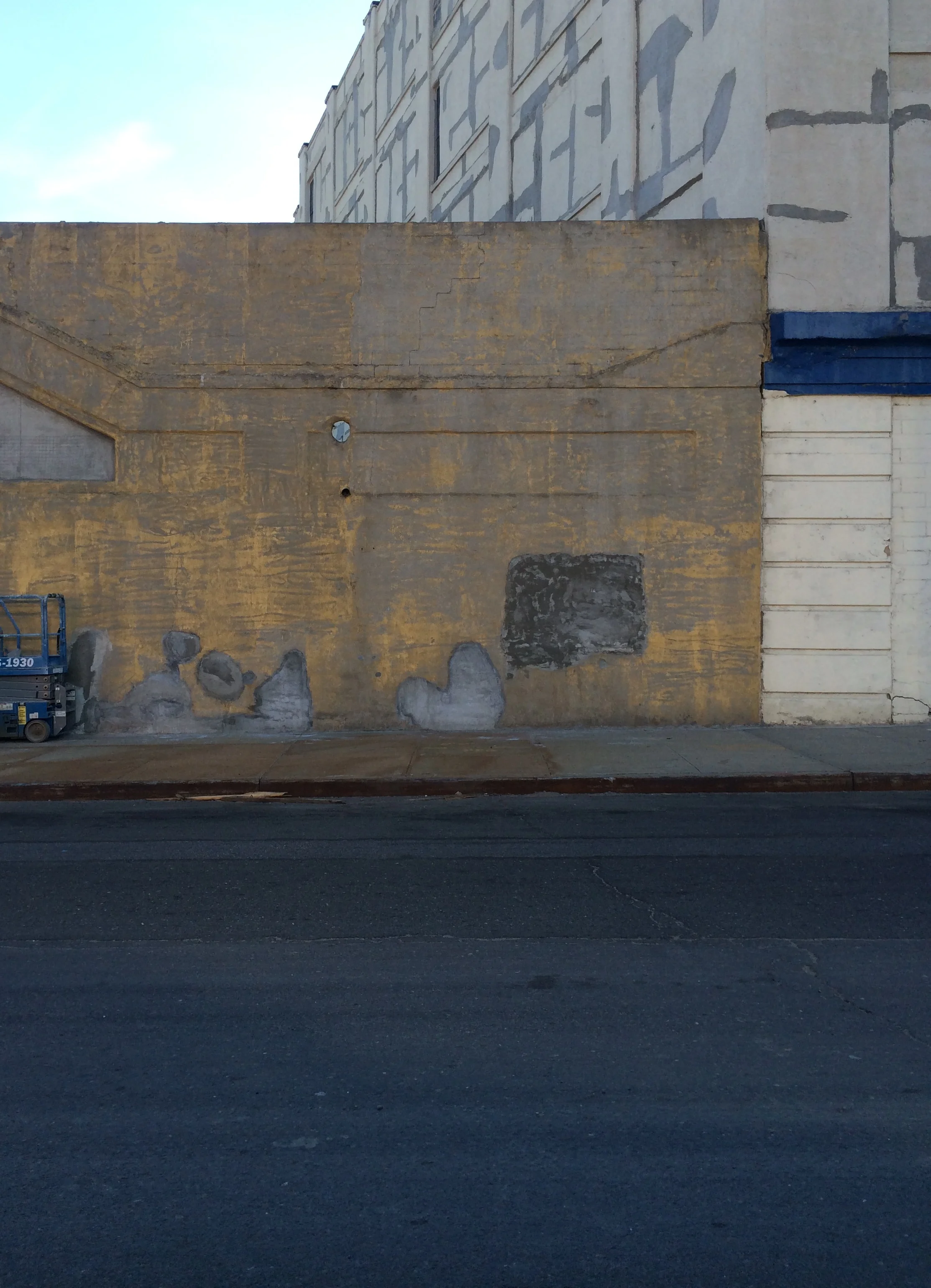  LES (photographed by  Adam Sultan ) 