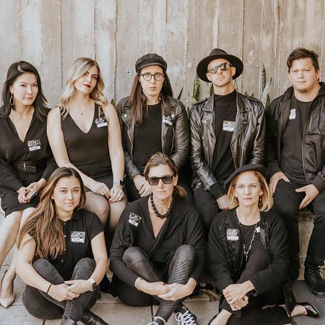 Black is our happy color. 🖤 So fun getting the whole team in on a Halloween costume idea. Can you guess what we are?
.
.
.
.
.
.
#parcelpending #parcelproud #blackfriday #blackfriday2019 #halloween2019 #socal #ocblogger #flashesofdelight #photosinbe