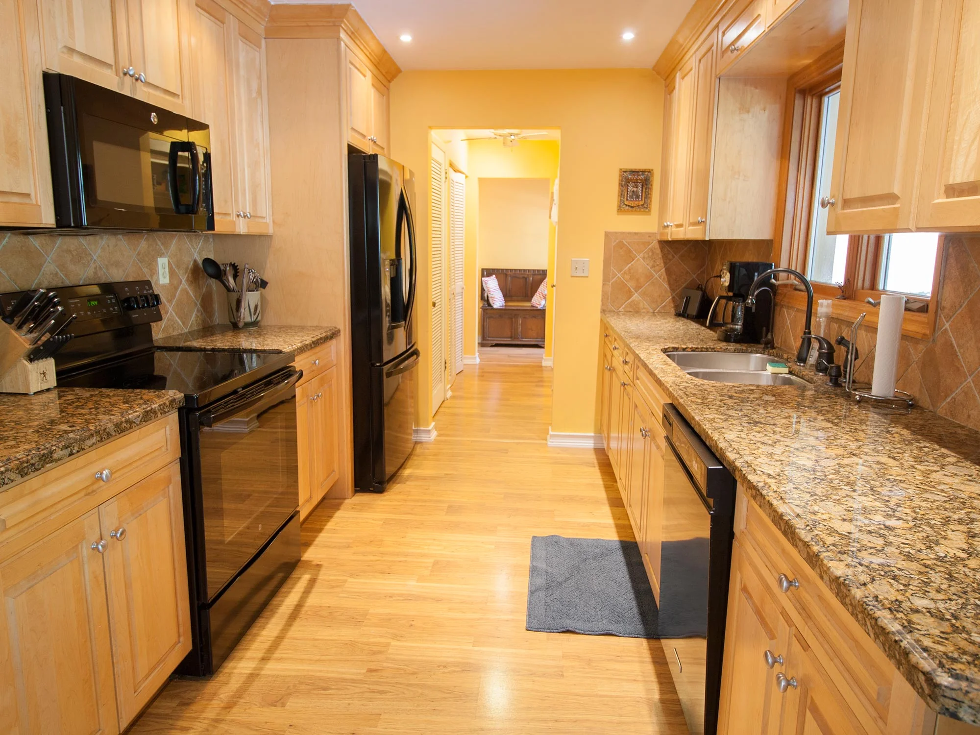 07_Kitchen.jpg