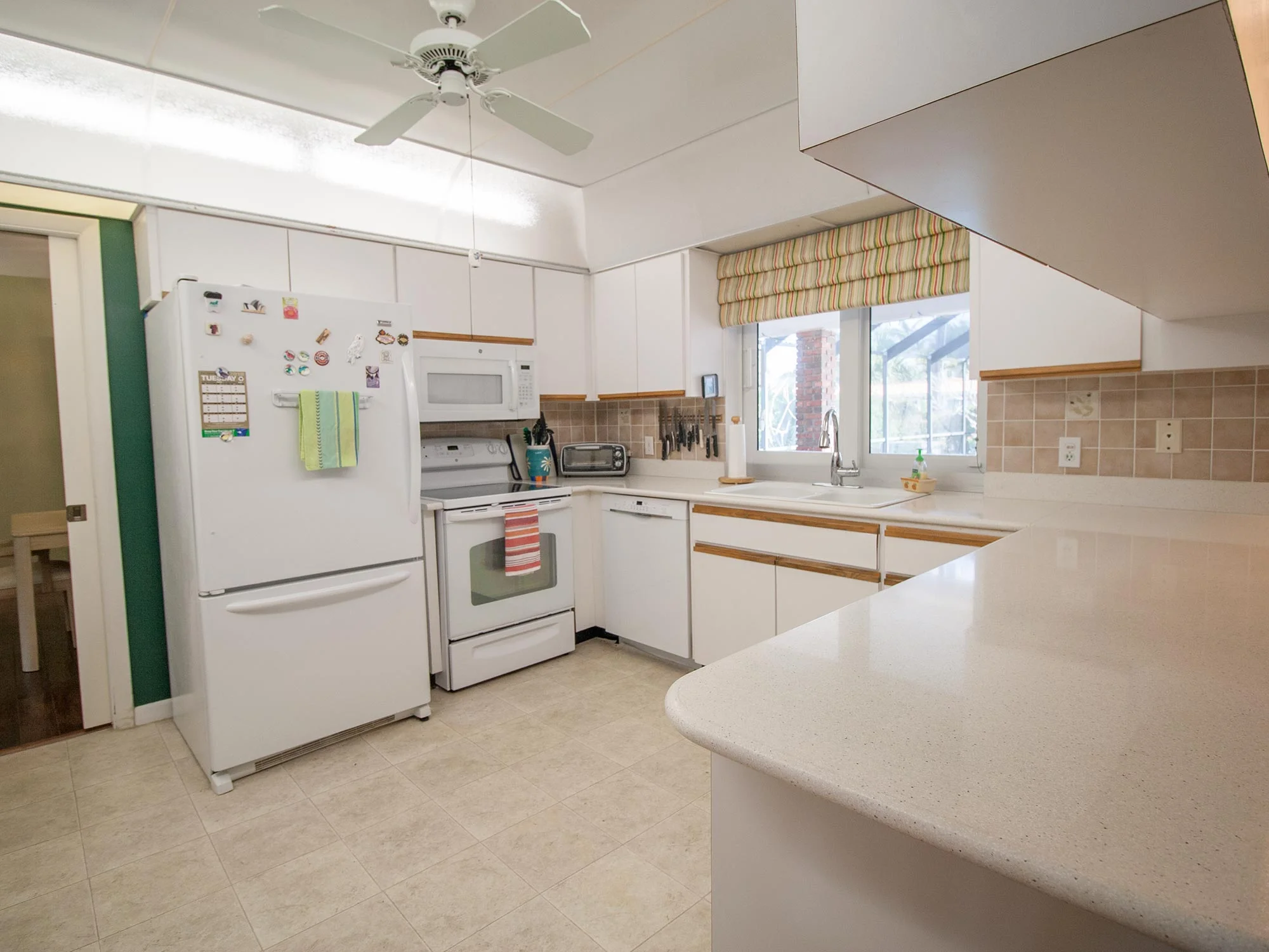06_KitchenA.jpg