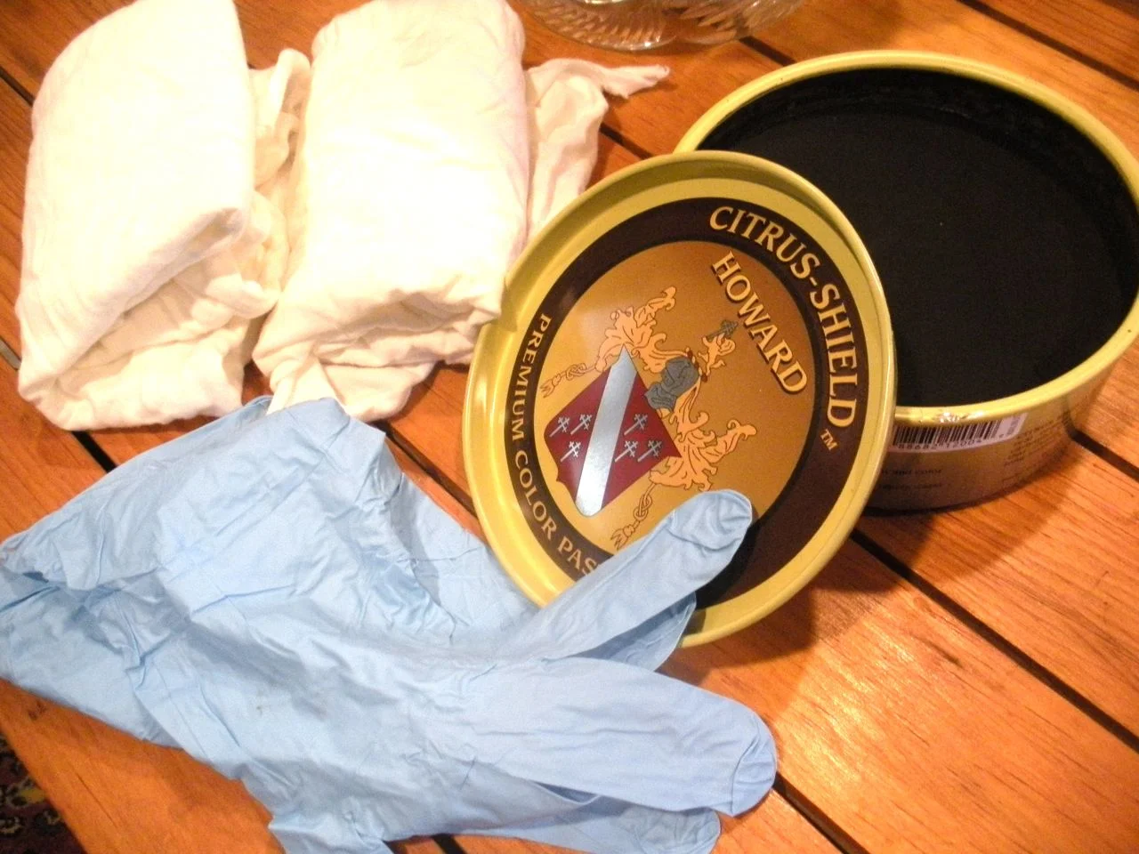 Howard Walnut Color Paste Wax.jpg