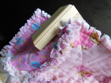 WOOD QUILT HANGARS ARE EASY WAYS TO HANG QUILTS