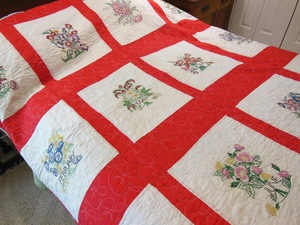 VINTAGE HOLIDAY - 1/2 Yard -#55165-11 - Wrapped Up - Red - by Bonnie & – We  Do Quilts